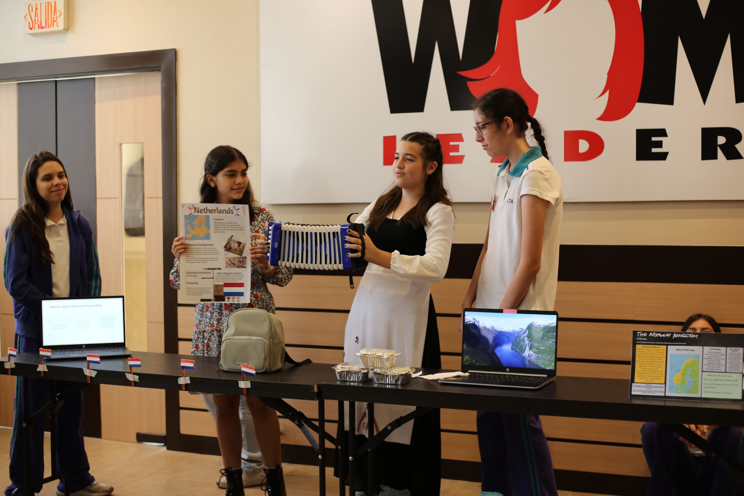 Informadas e instruidas